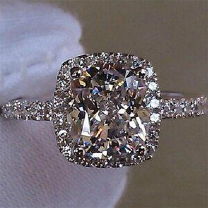 Women’s Engagement Ring Sterling Silver Size 6